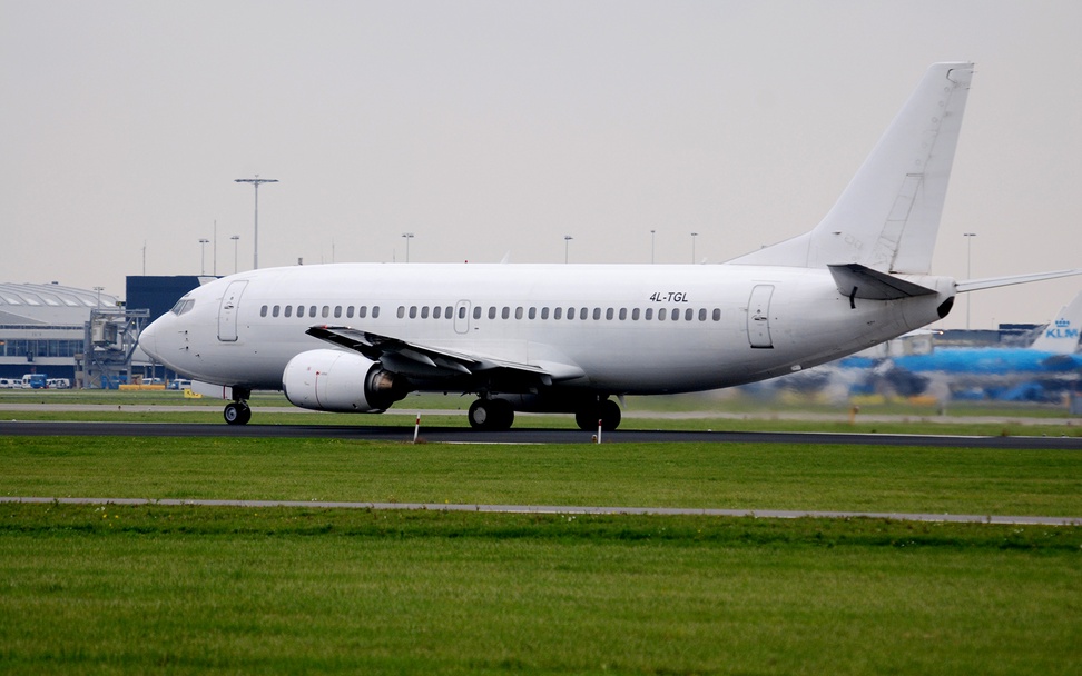 Armavia Boeing 737-3B7